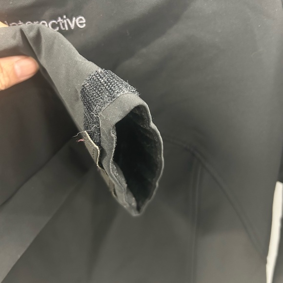 Patagonia Women’s Black Jacket Full Zip, Size Medium - Picture 7 of 8